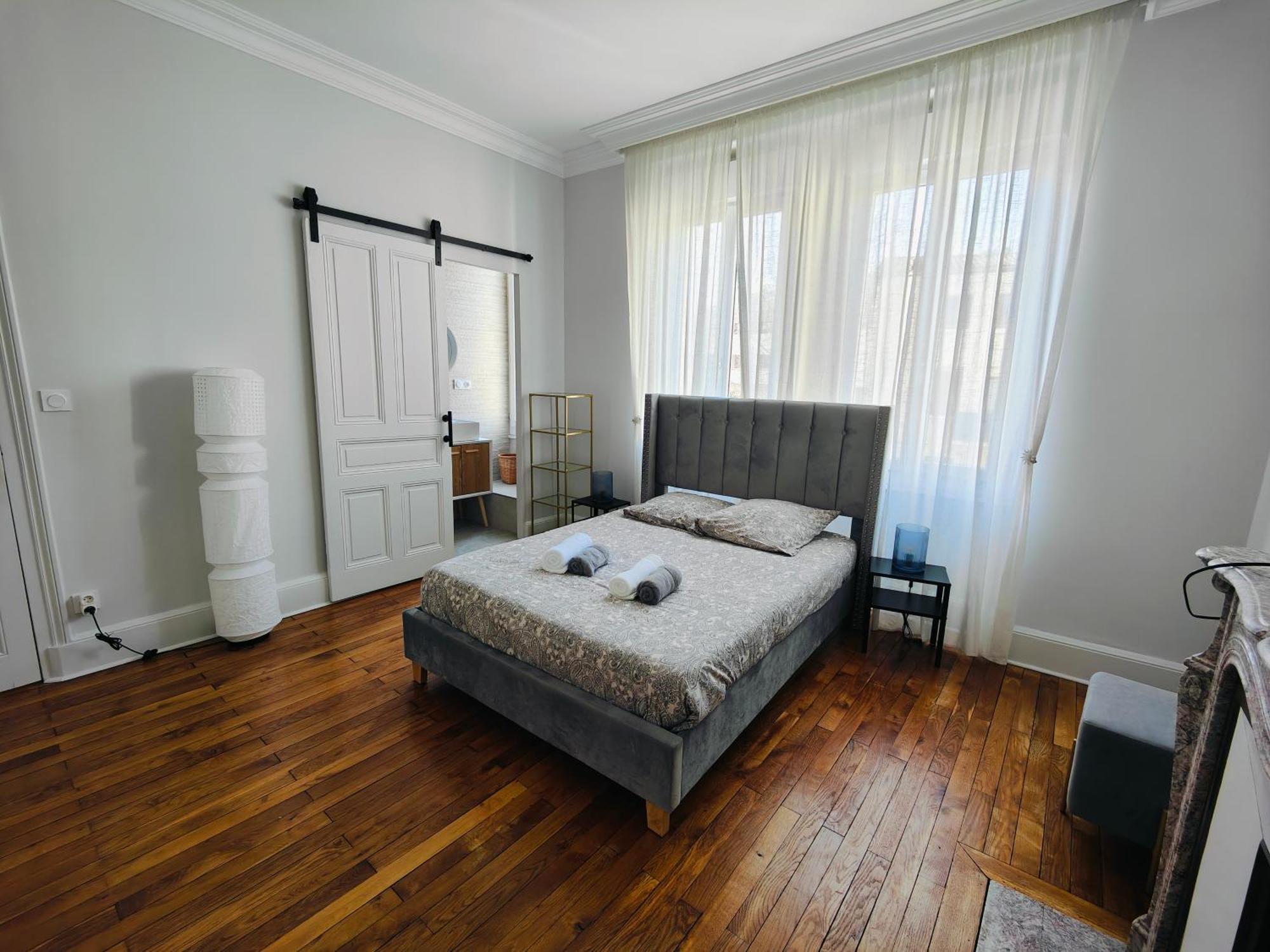 Self-Checkin Town House - Rooms To Rent In A Beautiful Modern Town House - Not A Hotel - Location De Chambres Avec Arrivee En Autonomie - Extra Fee For Sheets And Towels - Private Parking - Check Your Plateform Inbox And Follow Check-In Instructions Saint-Romain-en-Gal 外观 照片