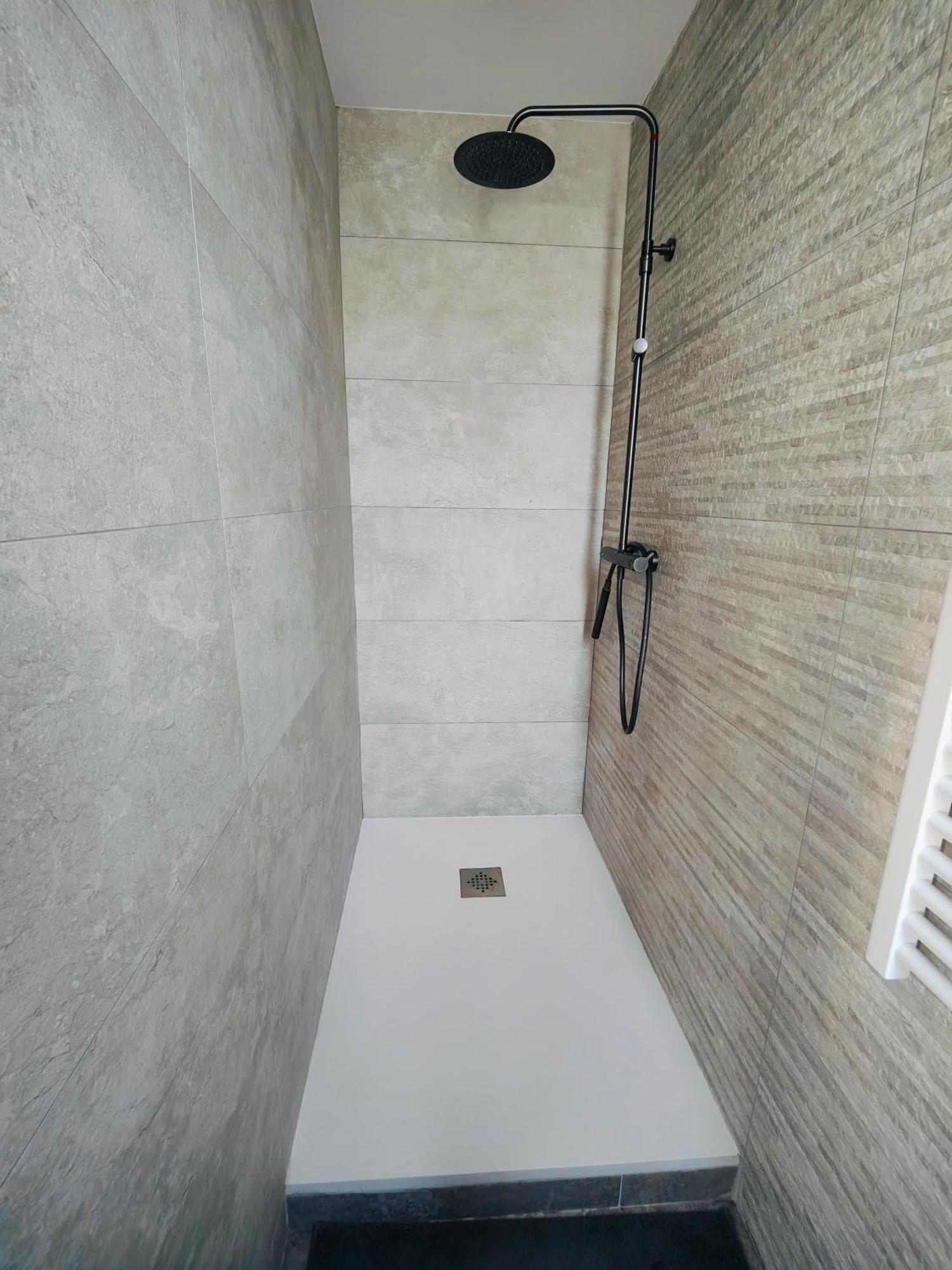 Self-Checkin Town House - Rooms To Rent In A Beautiful Modern Town House - Not A Hotel - Location De Chambres Avec Arrivee En Autonomie - Extra Fee For Sheets And Towels - Private Parking - Check Your Plateform Inbox And Follow Check-In Instructions Saint-Romain-en-Gal 外观 照片